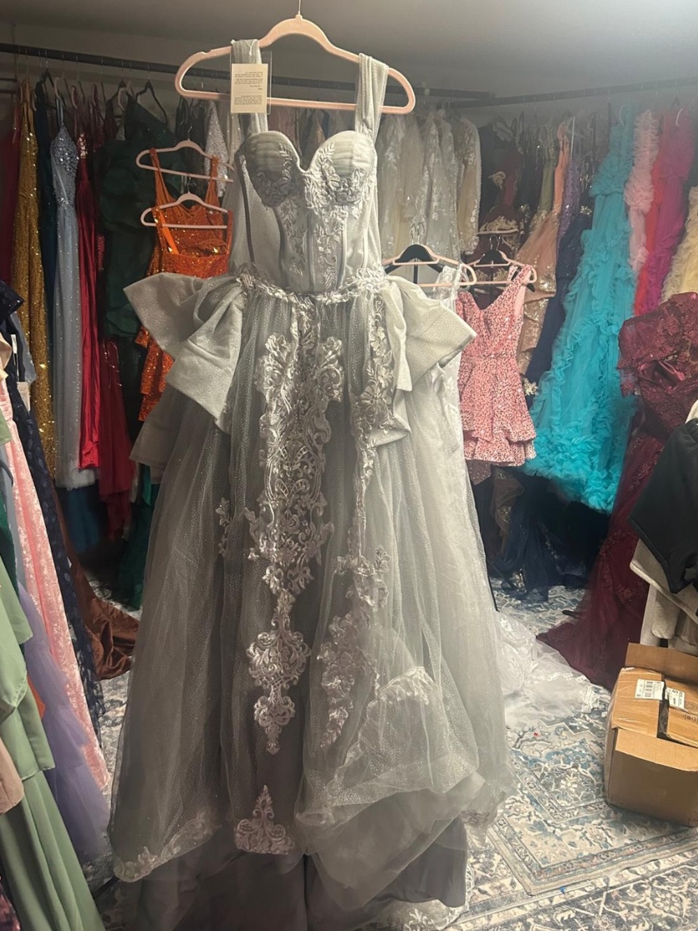 Novia’s boutique